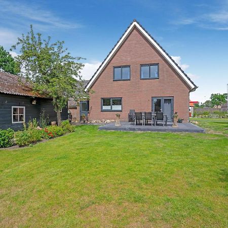 Charming Villa In Lemele With A Nice Garden Exterior photo