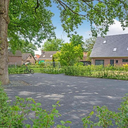 Charming Villa In Lemele With A Nice Garden Exterior photo